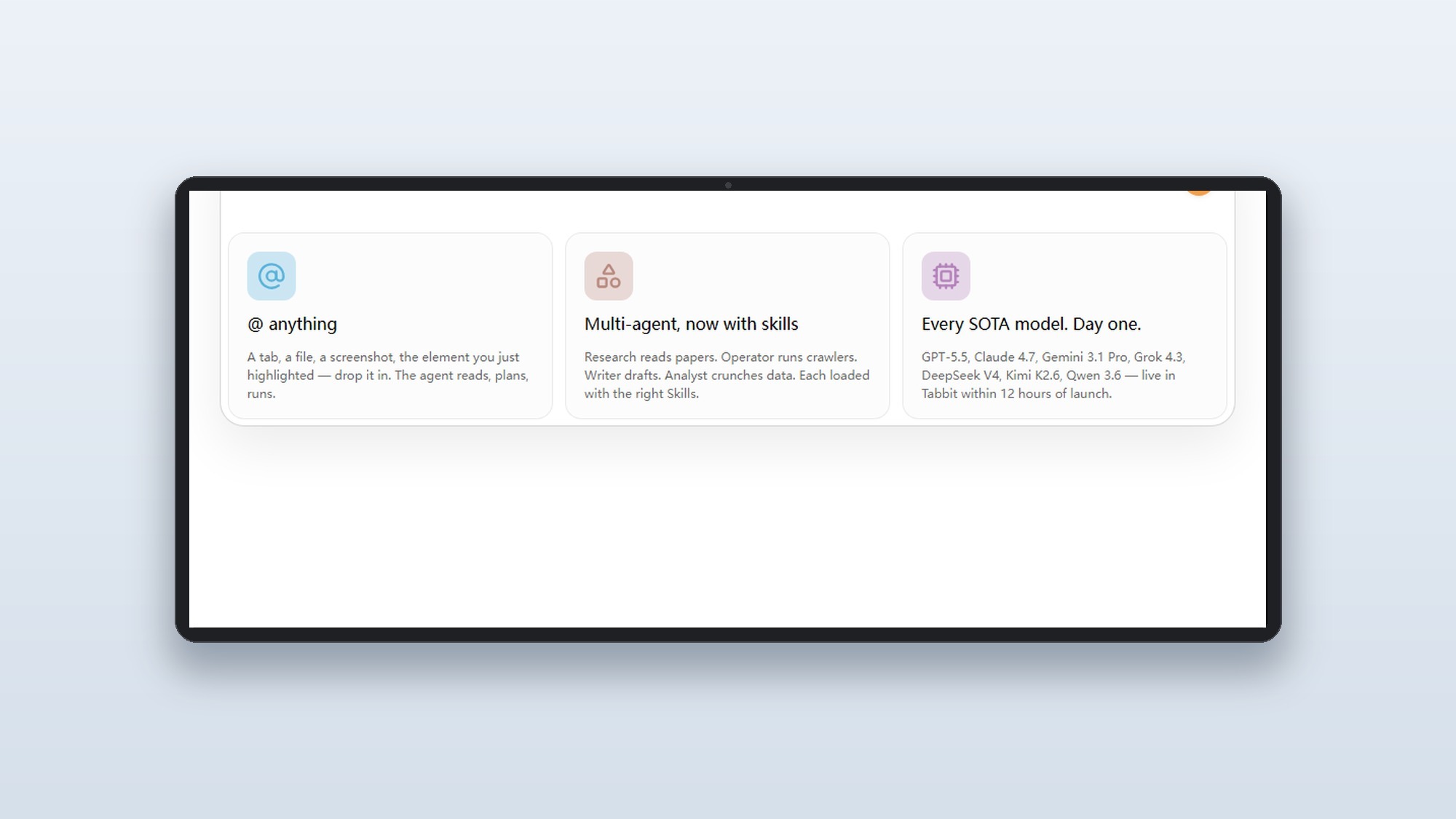 Tabbit browser multi-model comparison panel with five LLMs answering the same research question simultaneously